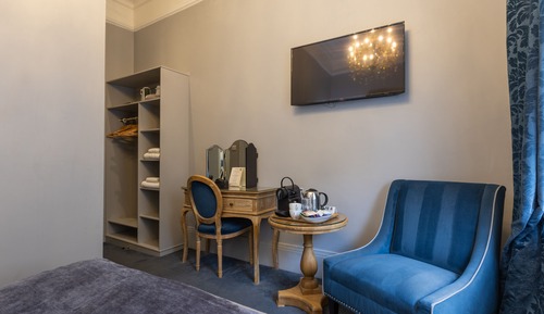 Chambre Double, salle de bains attenante