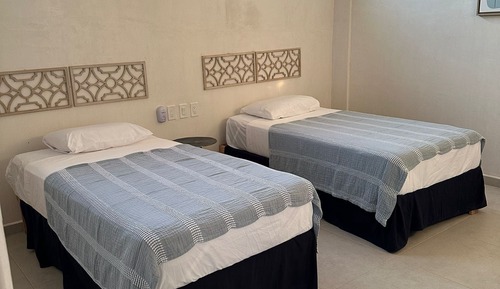 Chambre Deluxe, 2 lits une place, non-fumeurs, salle de bains privée