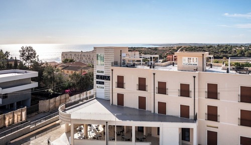 Suite Studio Junior, terrasse, vue partielle sur la mer