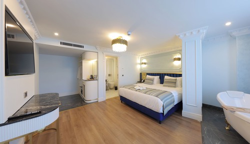 Chambre Exécutive, baignoire, vue mer