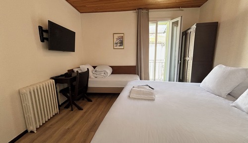 Chambre Triple Standard, non-fumeurs, balcon