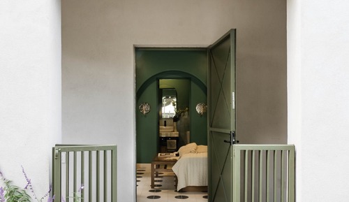 Chambre Double Confort, 1 grand lit, salle de bains privée, rez-de-chaussée