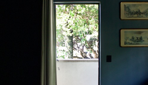 Chambre Confort, 1 grand lit, balcon, vue ville