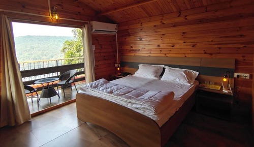 Cottage Deluxe