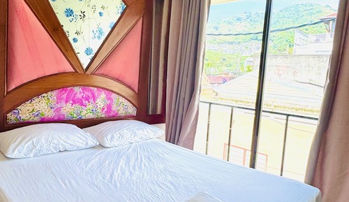 Chambre Simple, vue montagne