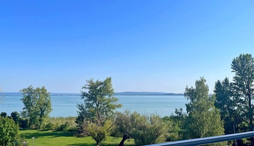 Chambre, vue lac