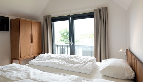 Appartement Classique, 2 chambres, vue jardin