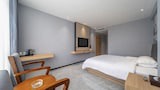 Standard Room, 1 Queen Bed