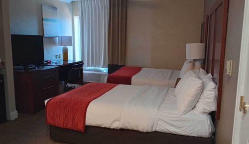 Chambre, 2 grands lits