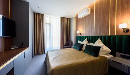 Chambre Double Deluxe, bain à remous, vue jardin