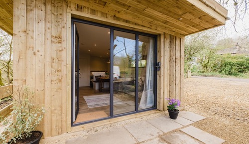 Cabane Deluxe, salle de bains attenante (Black Moss Cabin )