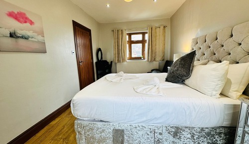 Penthouse Deluxe