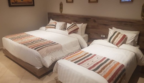 Chambre Standard Double ou avec lits jumeaux