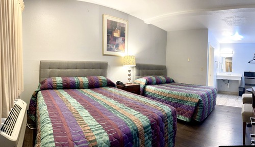 Chambre Standard Double ou avec lits jumeaux