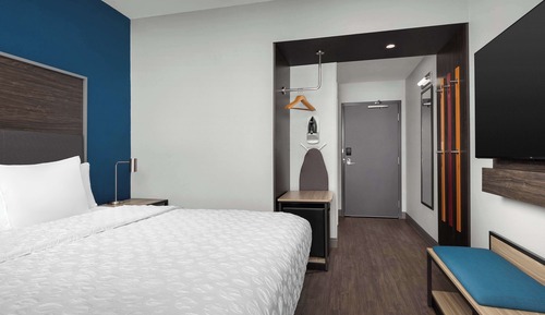 Chambre, 1 très grand lit