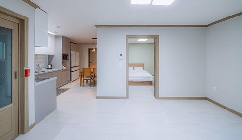 Chambre (Room 102)