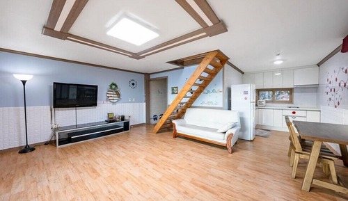 Chambre (203)