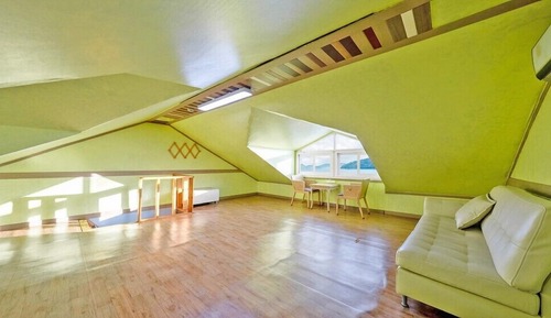 Chambre (202)