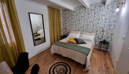 Chambre Confort, 1 grand lit