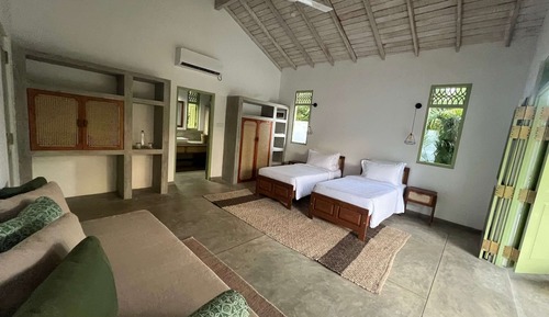 Chambre Deluxe Double ou avec lits jumeaux, vue piscine
