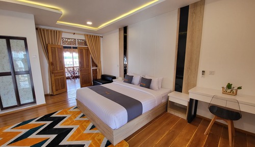 Chambre, 1 très grand lit