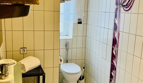 Chambre Quadruple, salle de bains commune