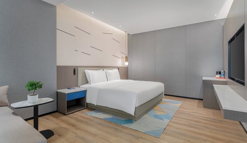 Chambre Standard, 1 très grand lit, vue fleuve