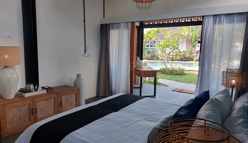 Chambre Supérieure Double ou avec lits jumeaux, 1 très grand lit, terrasse, en bord de piscine