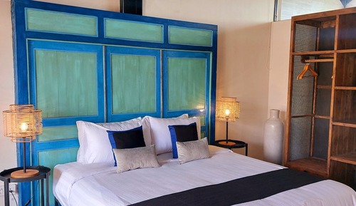 Chambre Supérieure Double ou avec lits jumeaux, 1 très grand lit, terrasse, en bord de piscine