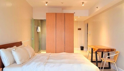 Suite Deluxe, 1 très grand lit, non-fumeurs, vue partielle sur l'océan