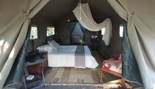 Tente Deluxe, vue lac