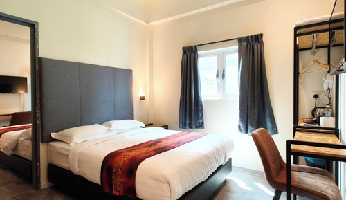 Chambre Familiale, chambres communicantes