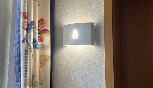 Chambre Standard Double ou avec lits jumeaux, 2 lits une place, salle de bains attenante