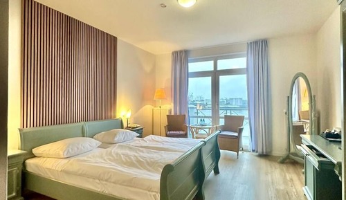 Chambre Confort Double ou avec lits jumeaux, 2 lits une place, balcon, vue fleuve