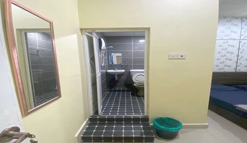 Chambre, salle de bains privée