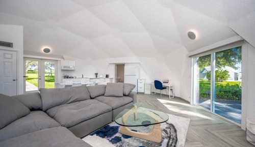 Maison, accessible aux personnes à mobilité réduite, fumeurs