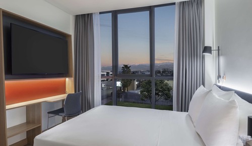 Chambre, 1 grand lit, accessible aux personnes à mobilité réduite