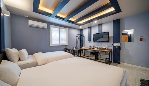 Chambre avec lits jumeaux
