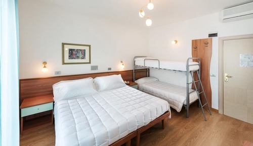 Chambre Quadruple Standard, balcon