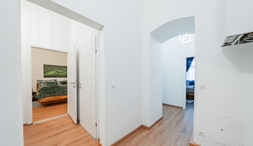 Appartement, 3 chambres, cuisine, rez-de-chaussée