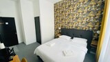 Basic Room, 1 Queen Bed