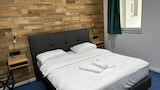 Basic Room, 1 Queen Bed, Ground Floor