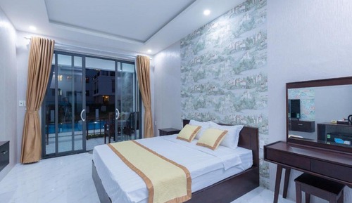 Bungalow Standard, 1 grand lit, vue lac, en bord de piscine