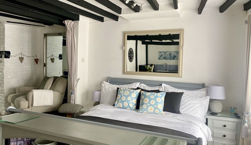 Studio Supérieur, salle de bains privée (Mulberry)
