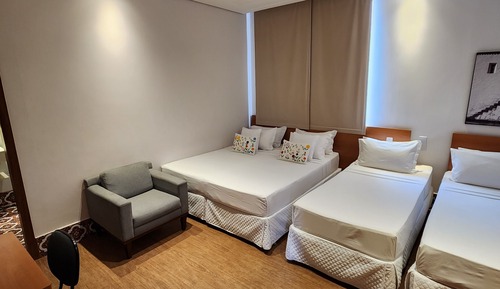 Chambre Quadruple Confort