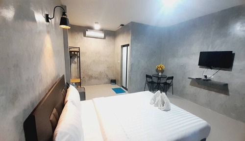 Chambre Deluxe, 1 grand lit, rez-de-chaussée