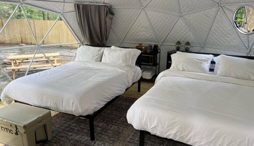Tente Premium, 2 lits doubles, bain à remous