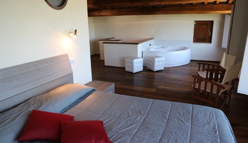Appart'hôtel Deluxe, baignoire à jets, dans la tour