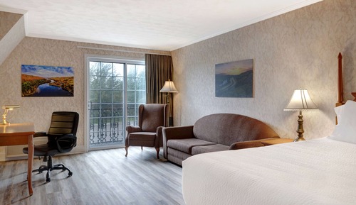 Chambre, 1 très grand lit et 1 canapé-lit, non-fumeurs (Upper Floor)