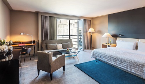Suite Junior, 1 très grand lit et 1 canapé-lit, non-fumeurs, vue jardin